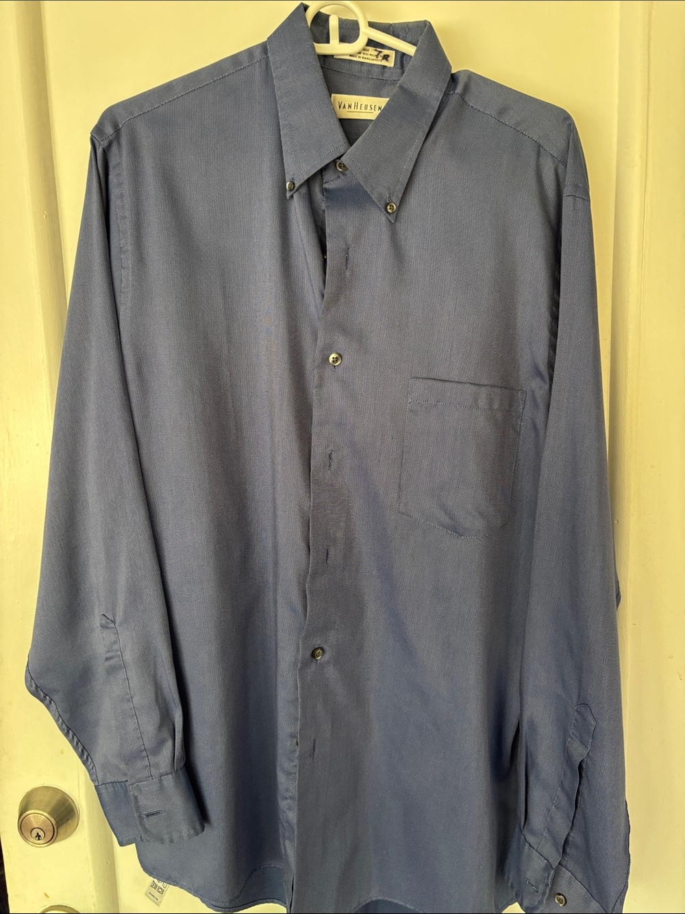 Van Heusen L Men’s Classic Button-Down Shirt - Blue
